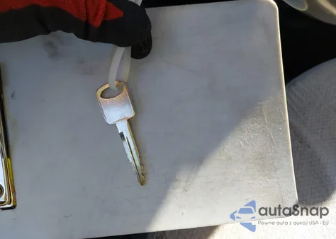 1999 Ford Taurus Se/Se-Ne from USA, damaged, VIN 1FAFP53U4XG269630